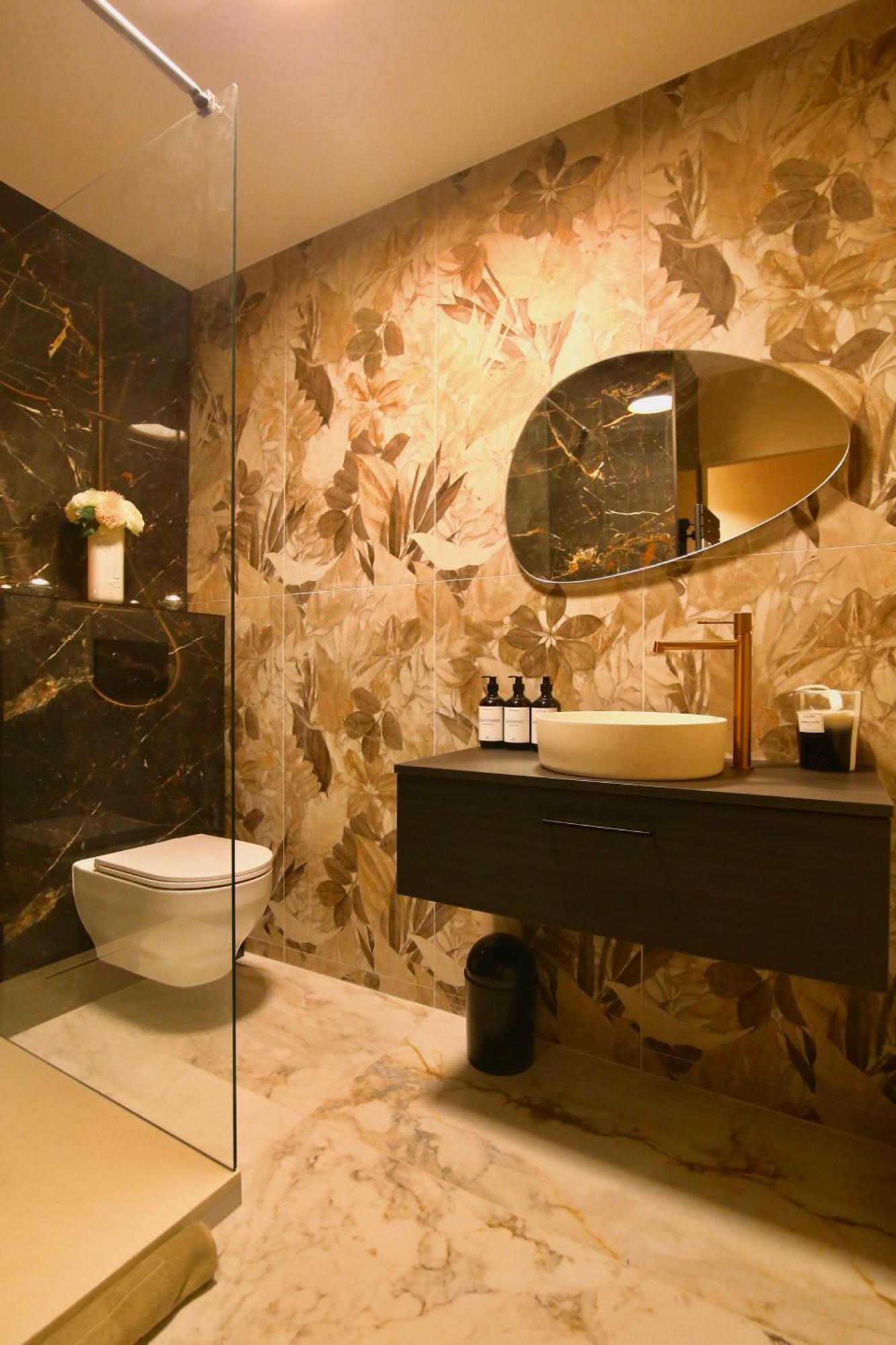 Flower Suite And Spa La Seyne-sur-Mer Exterior foto